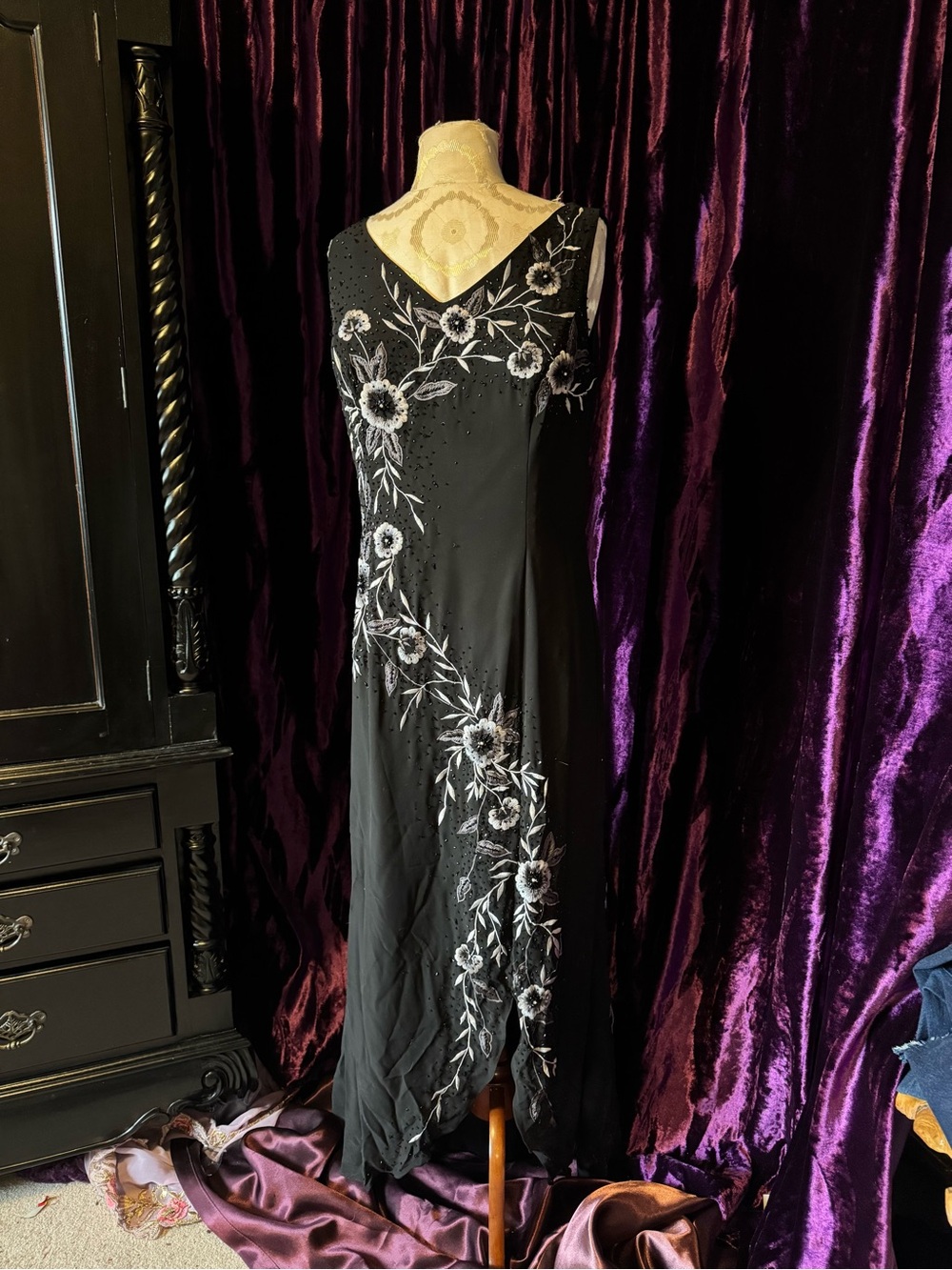 Beautiful Black Beaded Floral Dress Size XL